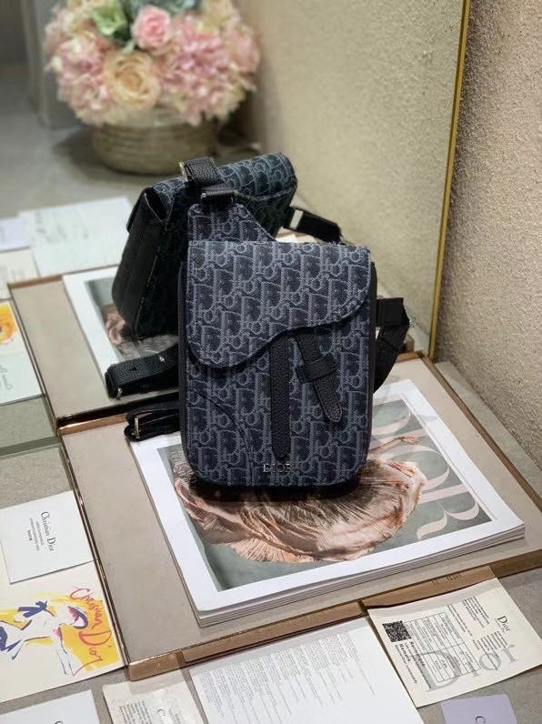 D10r bag