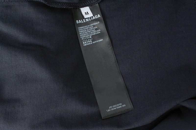 Ba*len*cia*ga clothes