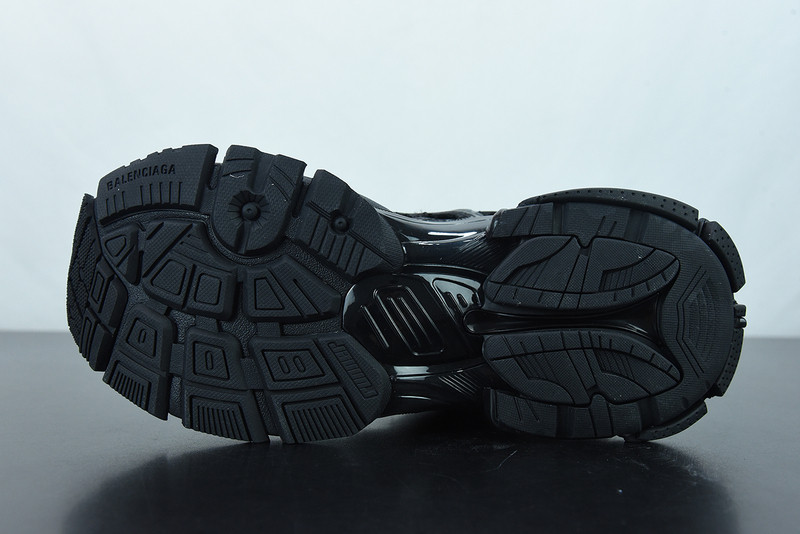 Ba*len*cia*ga runner sneaker