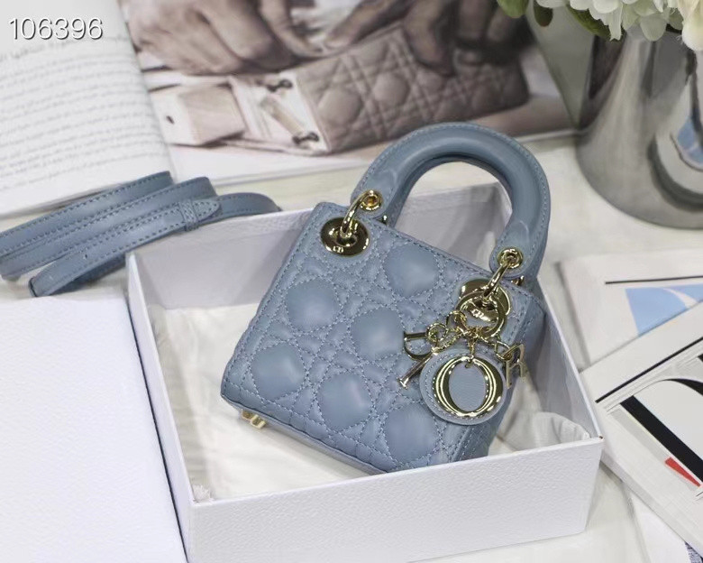 D10r bag