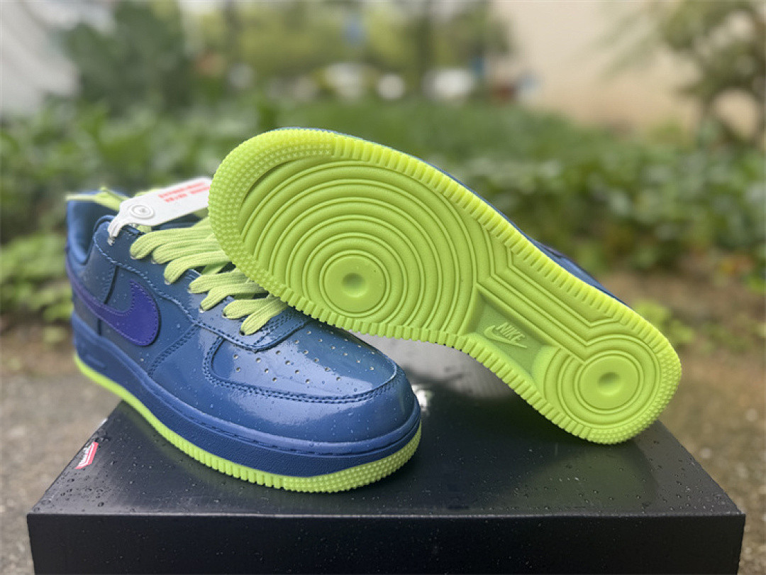 Nike Air Force 1 Low QS