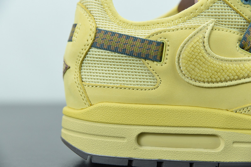 travis scott x nike air max 1 "“saturn gold