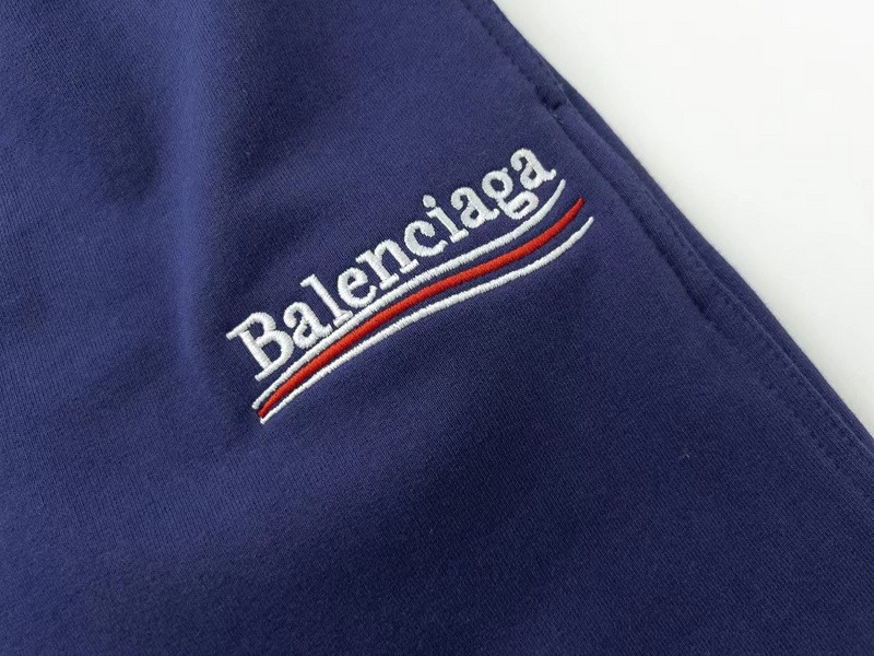 Ba*len*cia*ga clothes