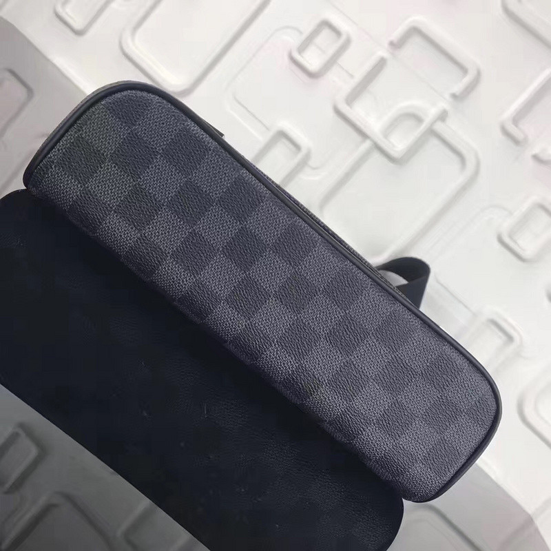 LVT PURSE
