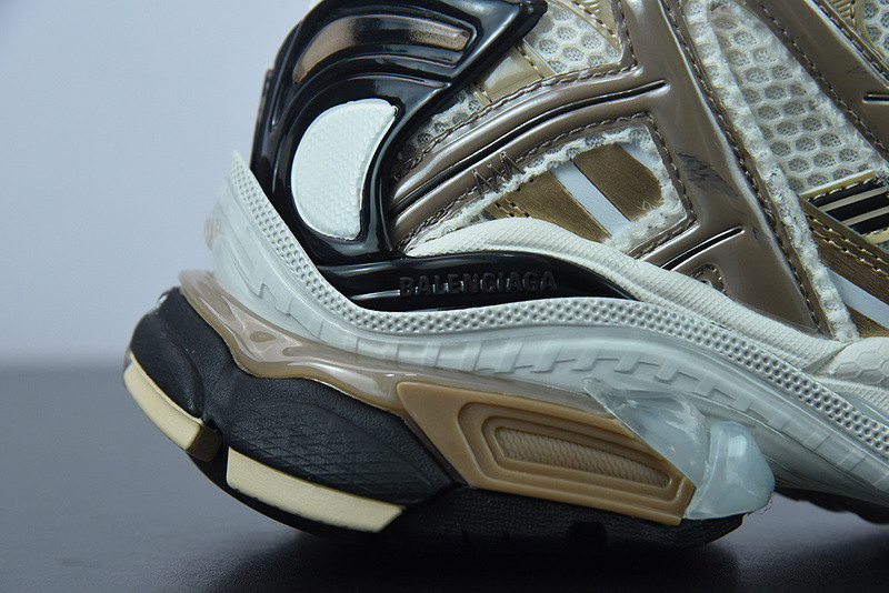 Ba*len*cia*ga runner sneaker
