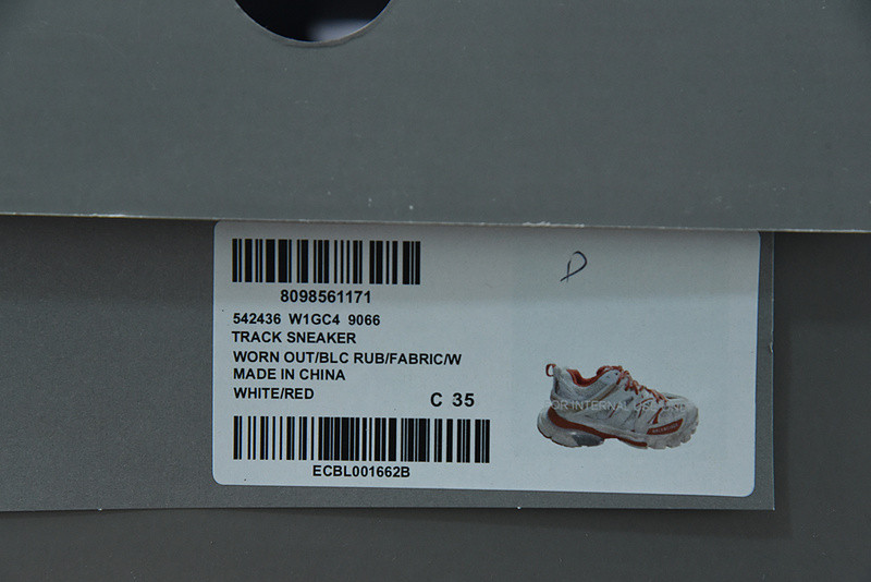 bc track sneaker