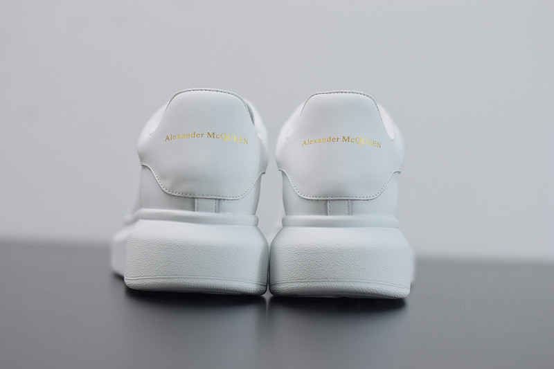alexer mceen sneakers
