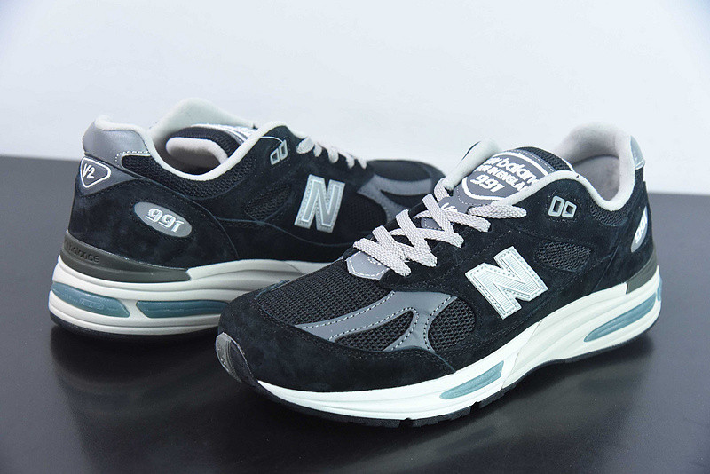 new balance sneaker