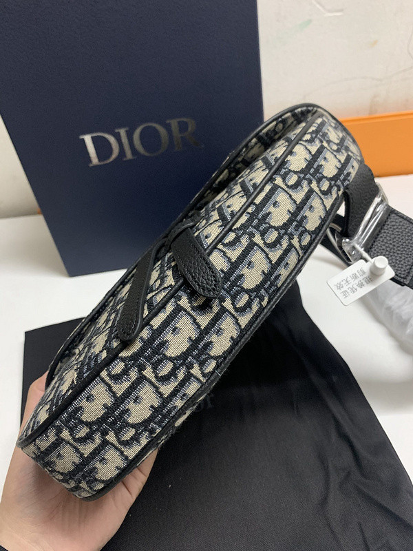 D10r bag