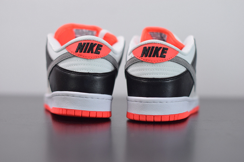 nike sb dunk low “infrared” cd2563-004
