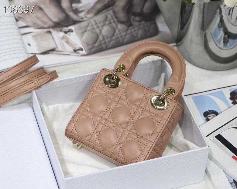 D10r bag