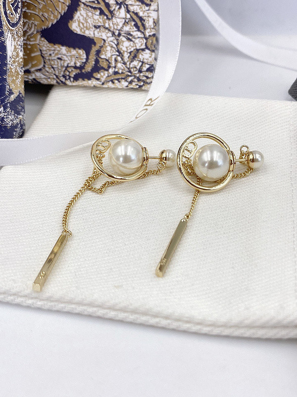 d10r earring