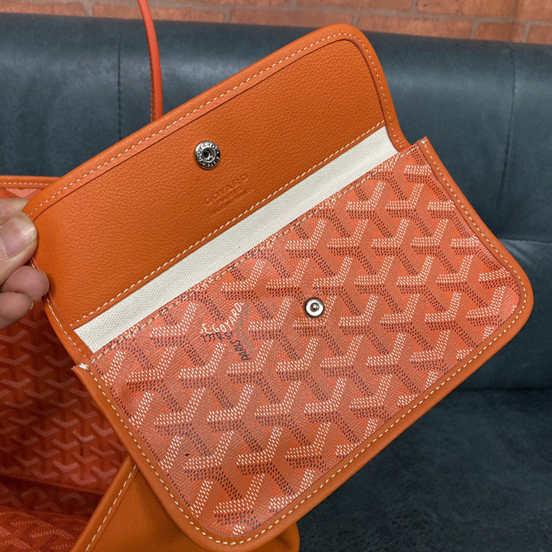 G09ard purse