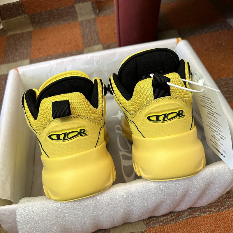 DIO* SNEAKER