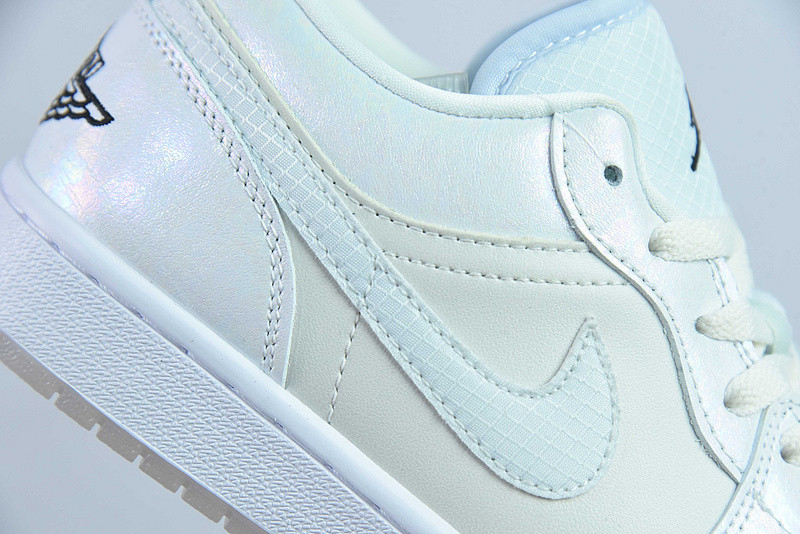 Air Jordan 1 Low WMNS Year of the Snake HF4080-001