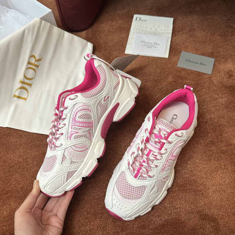 DIO* SNEAKER