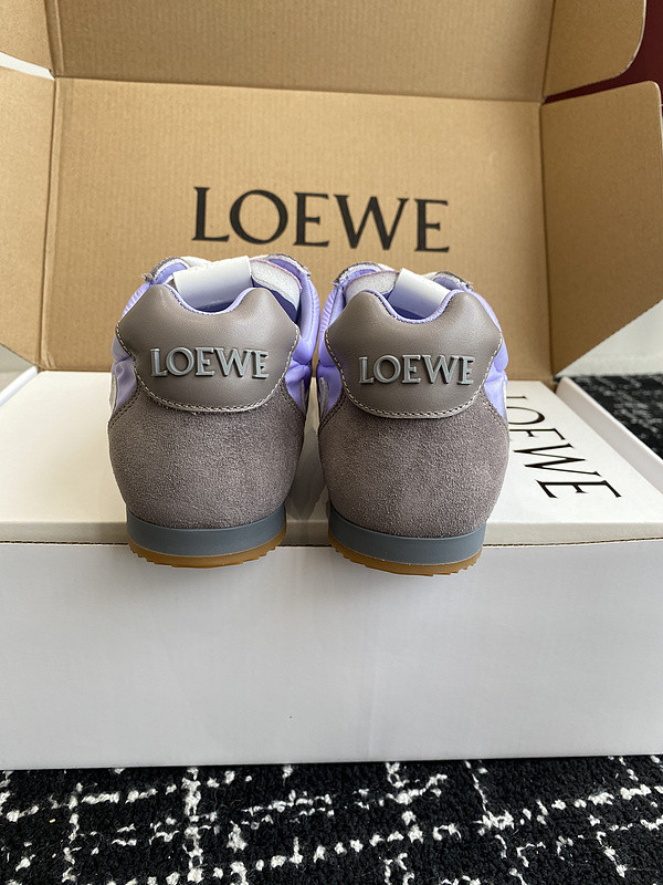 L0ew* sneaker
