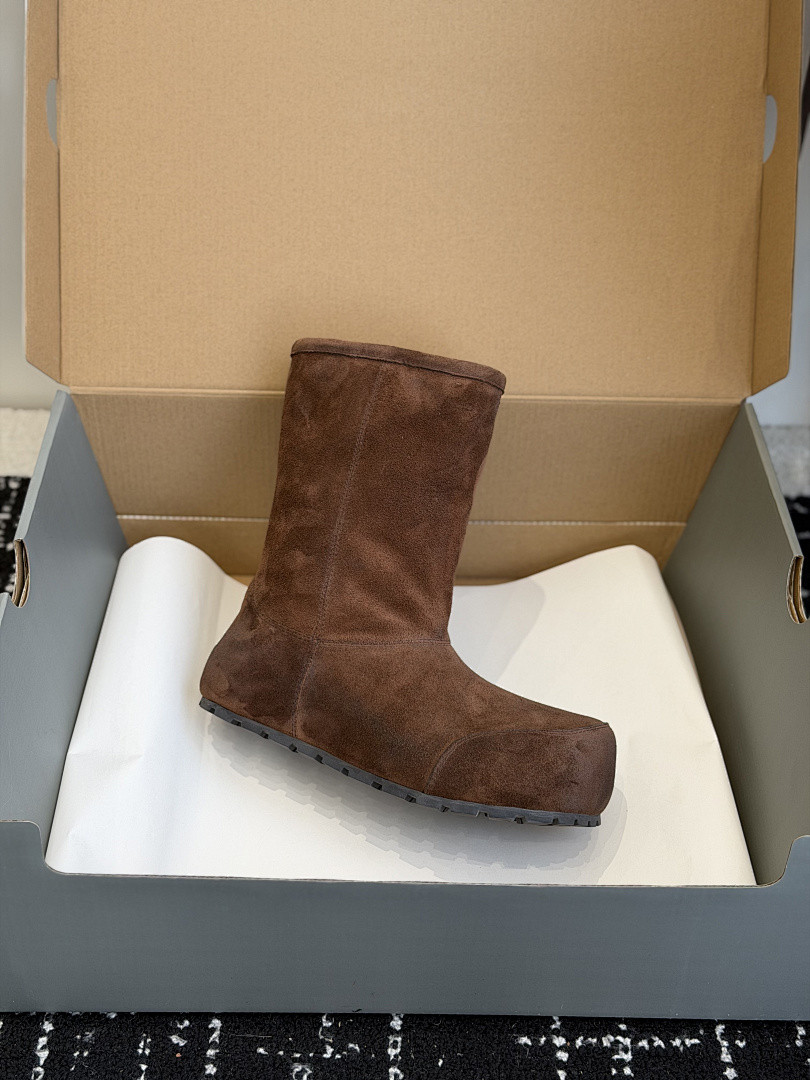 BC BOOTS