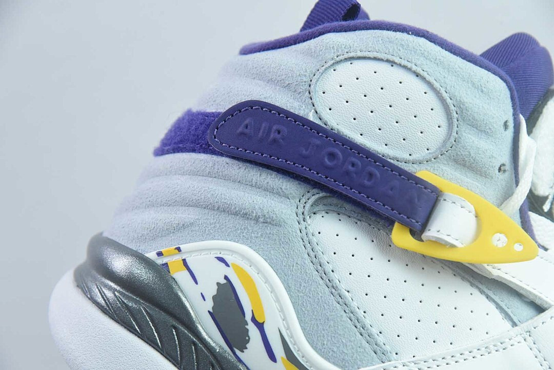 Air Jordan 8 Retro 