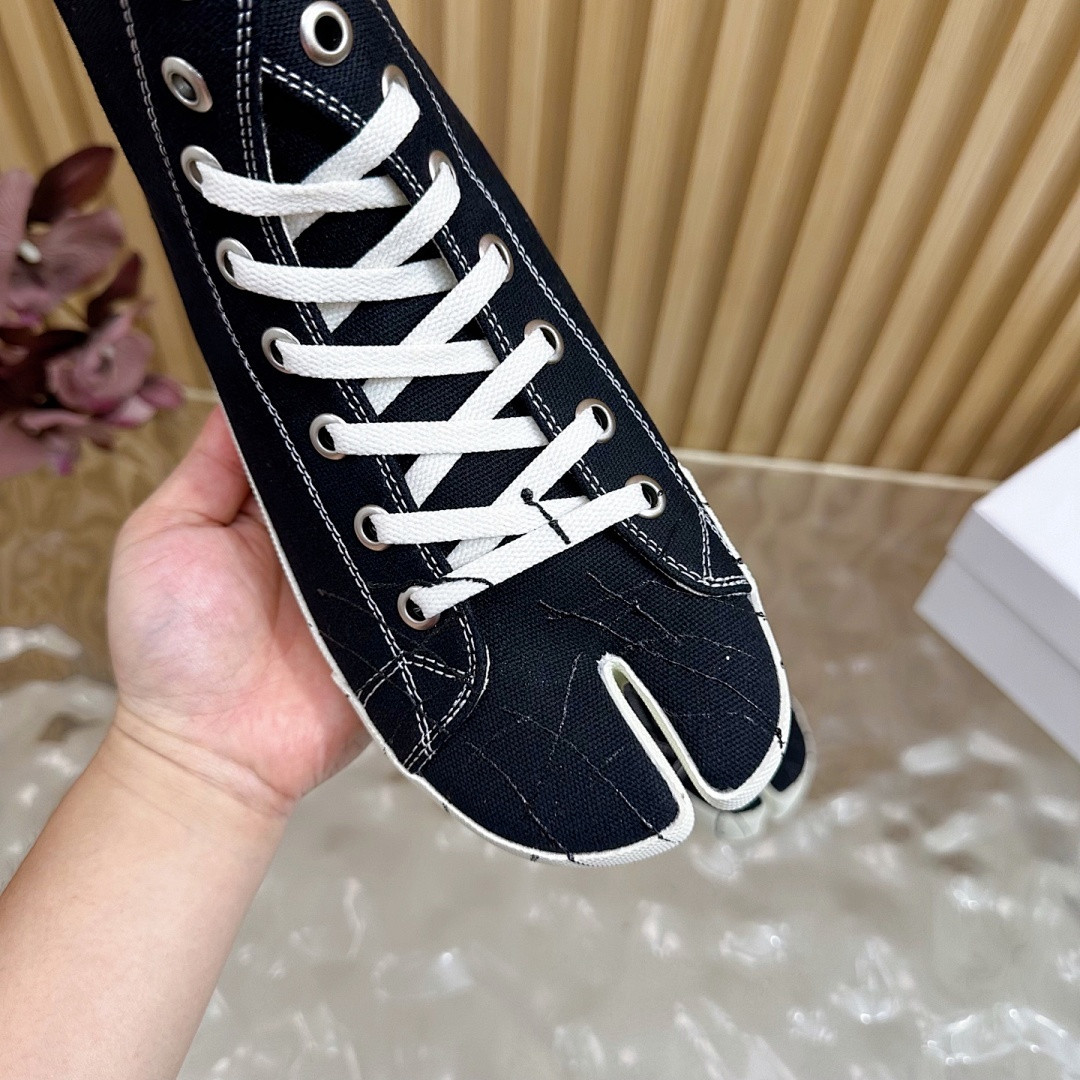 Ma1s0n Marg*e1a SNEAKER