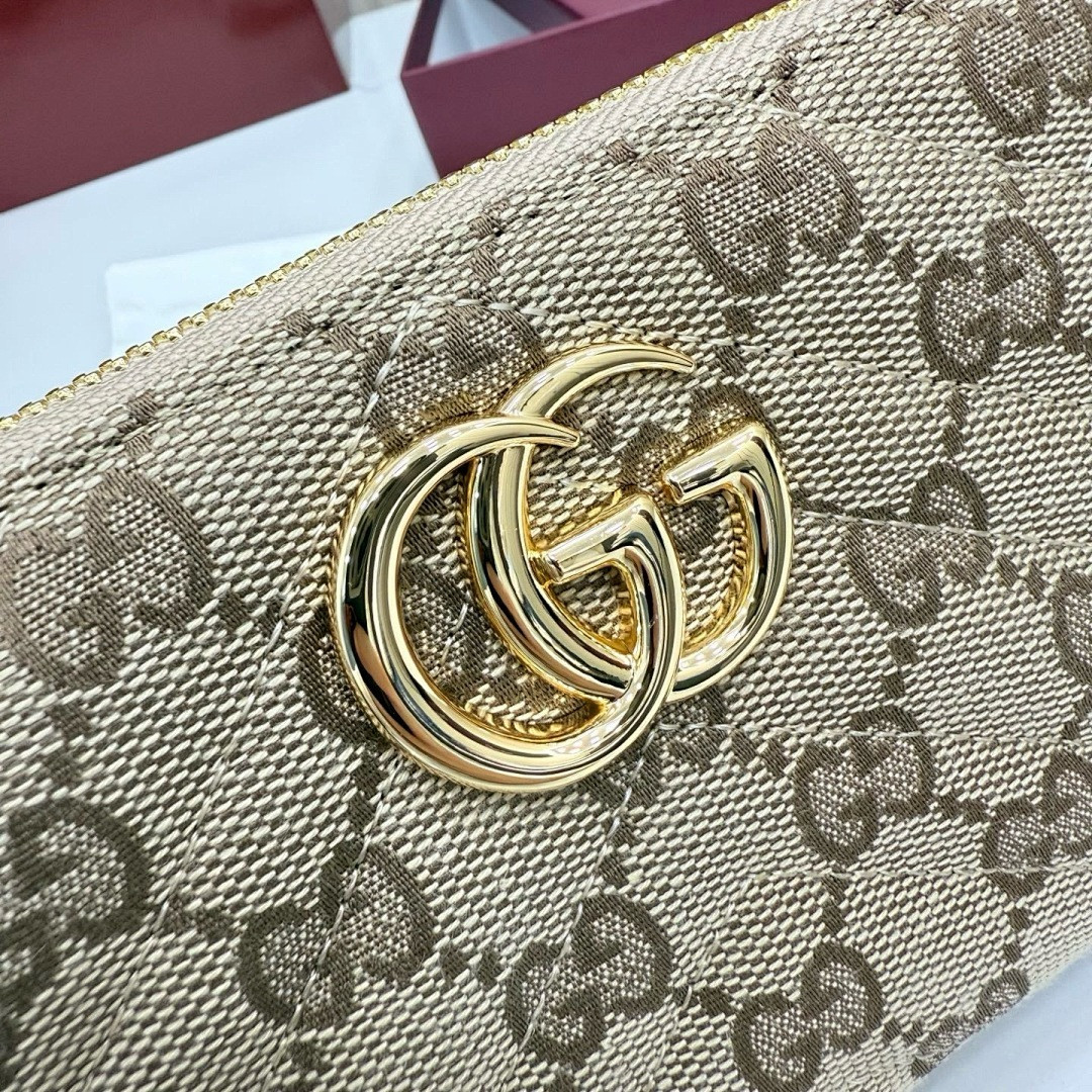 Gvc*1 BAG