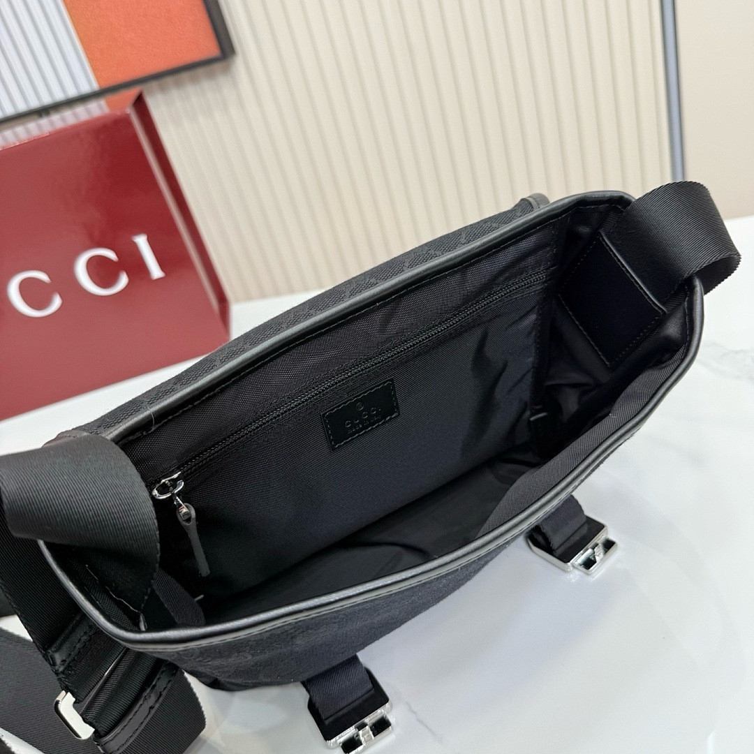 Gvc*1 BAG