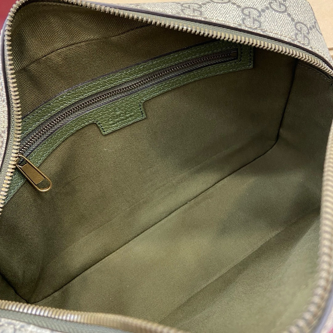 Gvc*1 BAG