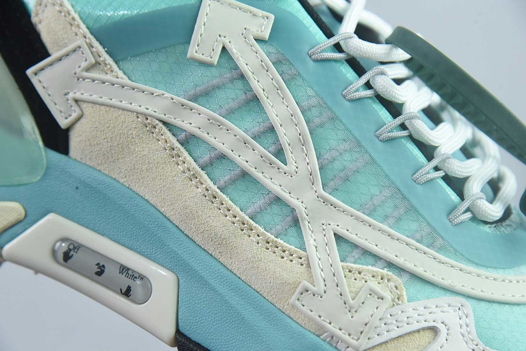OF C/O ODSY-1000 SNEAKER