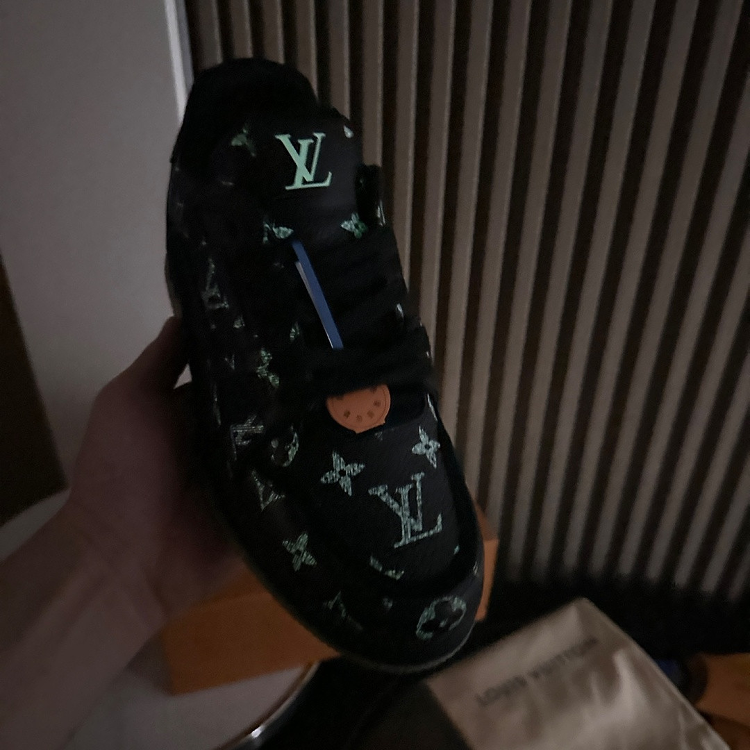 LVT SNEAKERS