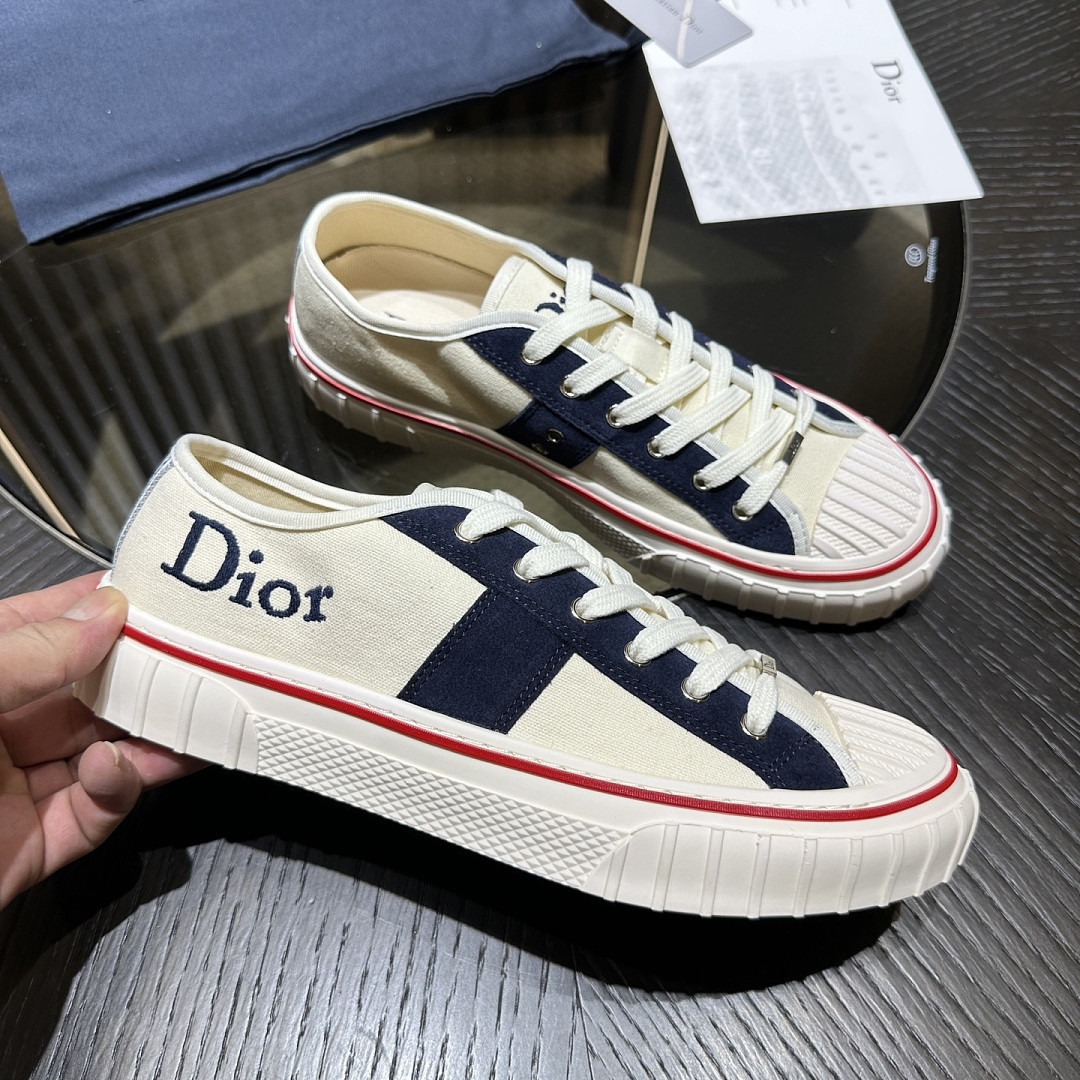 DIO* SNEAKER