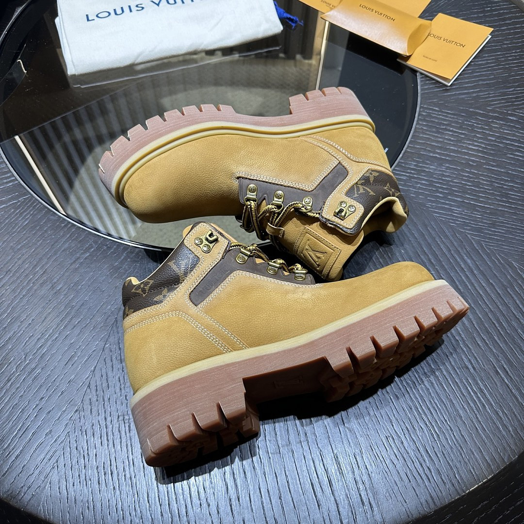 LVT BOOTS