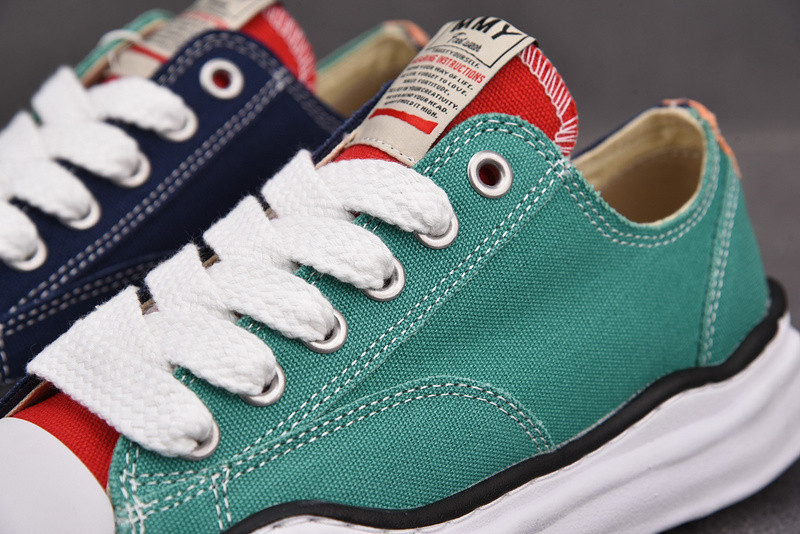 Ma*s*n mihara yasuhiro sneaker