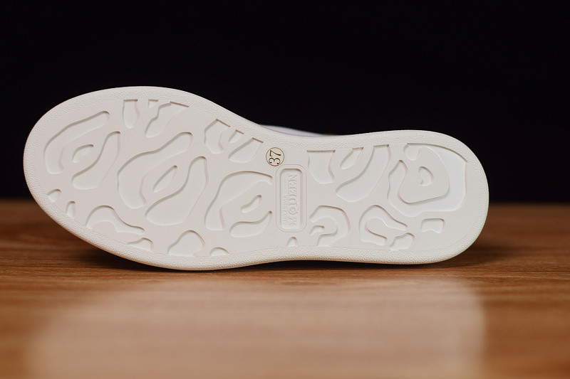 alexer mceen sneakers