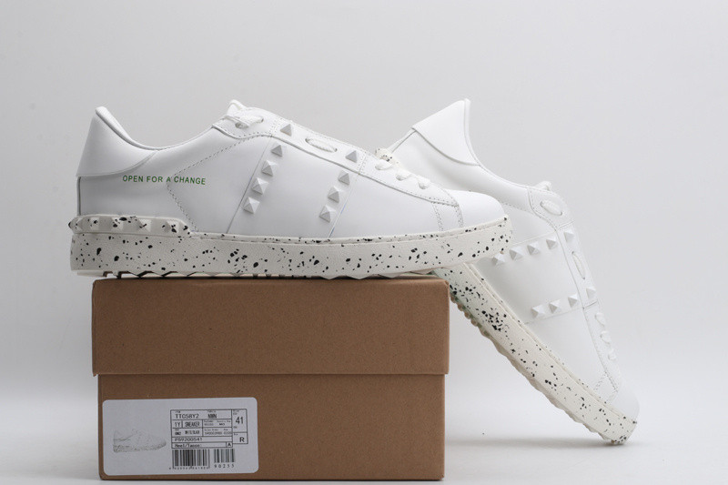Va1e*ntin0 garavani sneaker