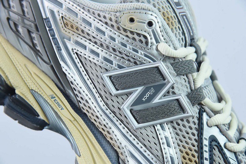 new balance sneaker