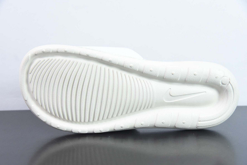 nike sandals