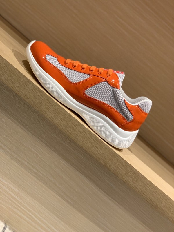 pr sneaker