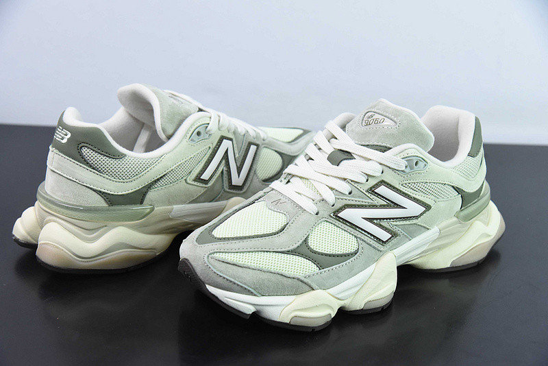 new balance sneaker