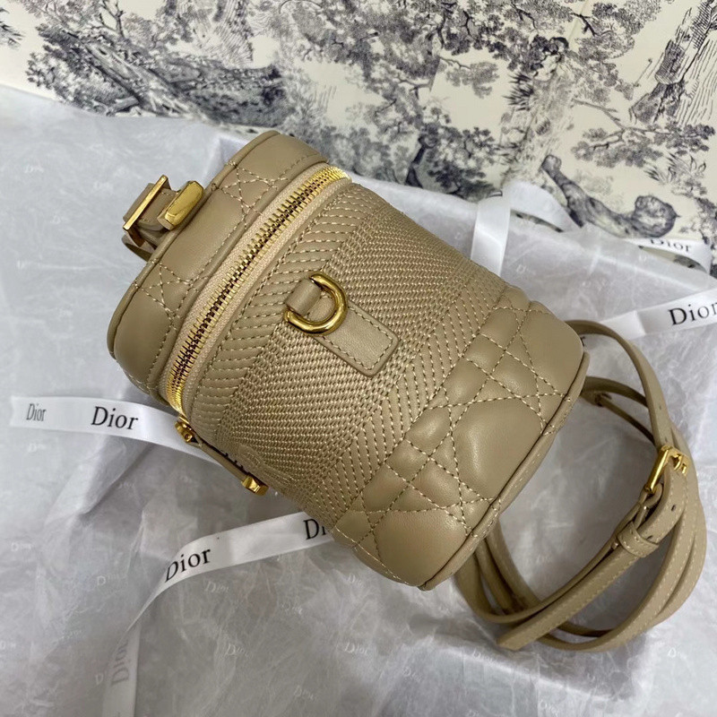 D10r bag