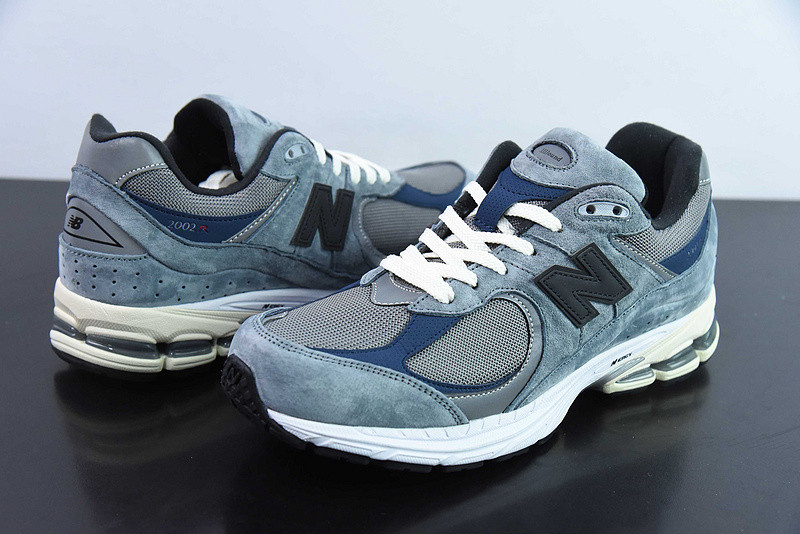 new balance sneaker