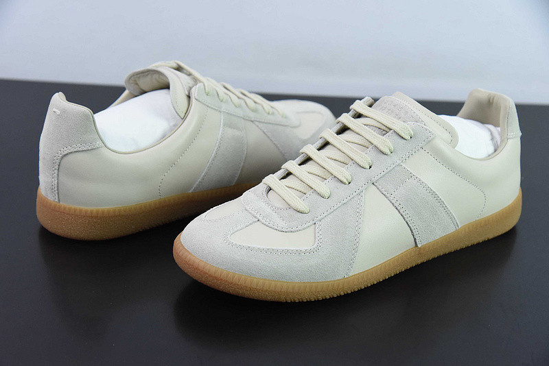 ma*s*n Ma*i*la sneaker