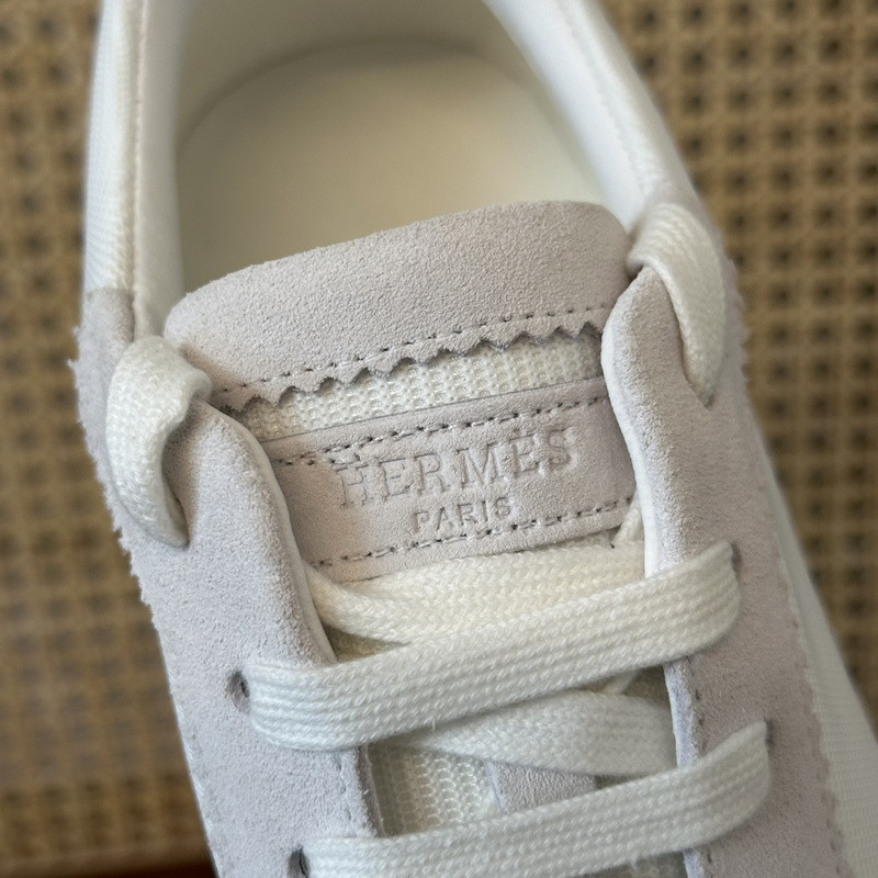 H**mes sneaker