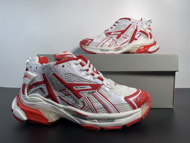 Ba*len*cia*ga runner sneaker