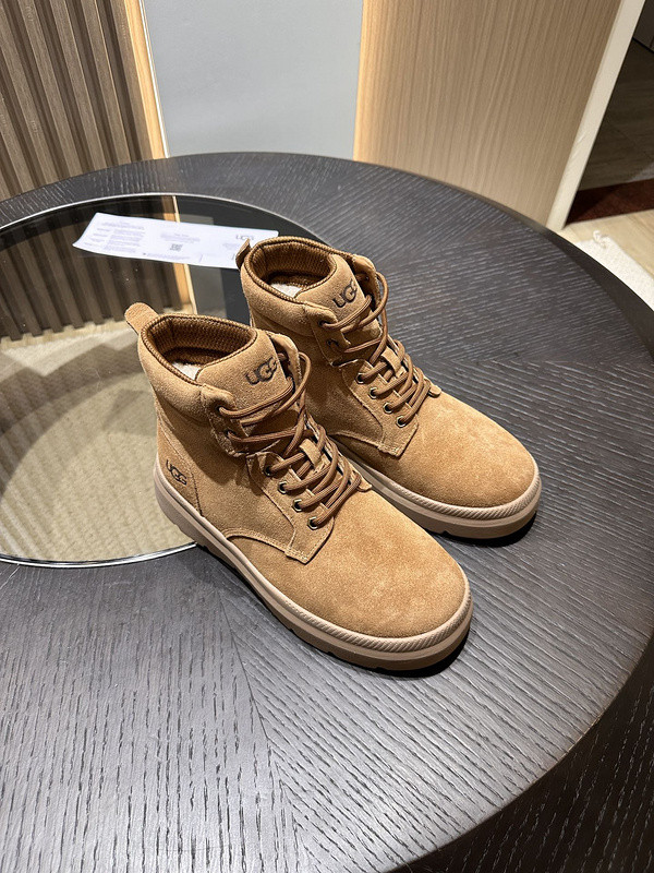 UGG