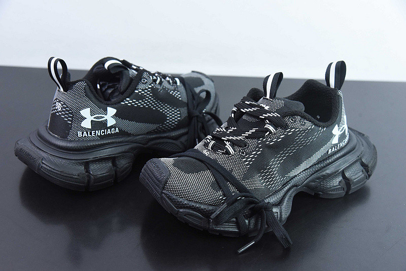 BC 3XL SNEAKER