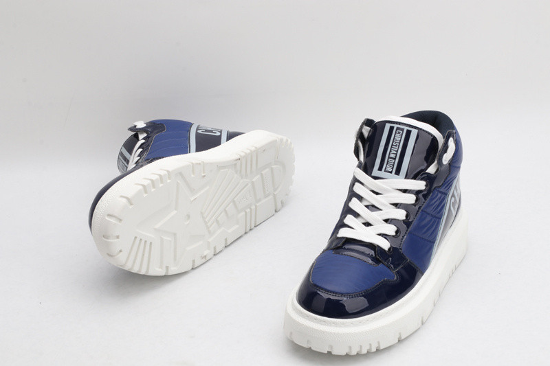dio* sneaker