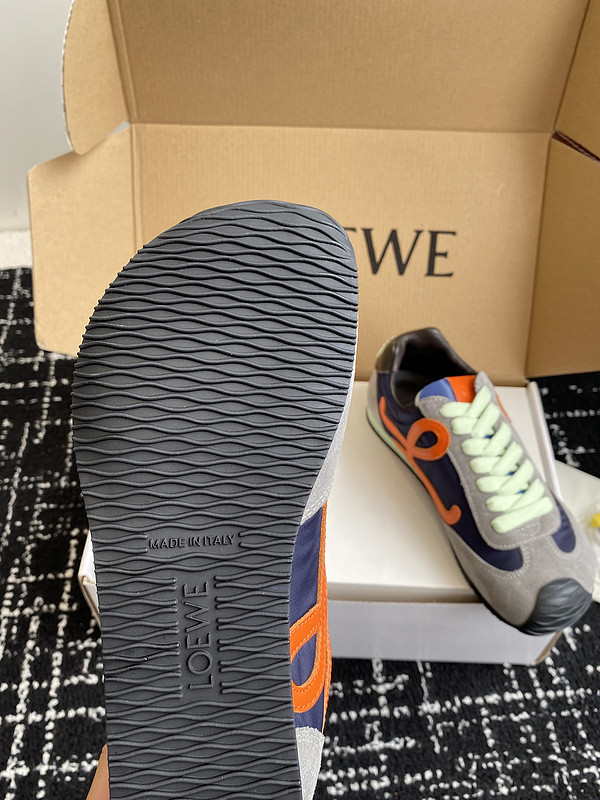 L0ew* sneaker