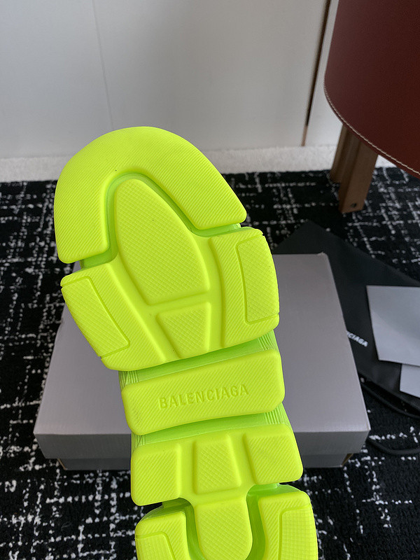 Ba1en*iaga slide
