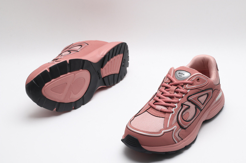 dio* sneaker