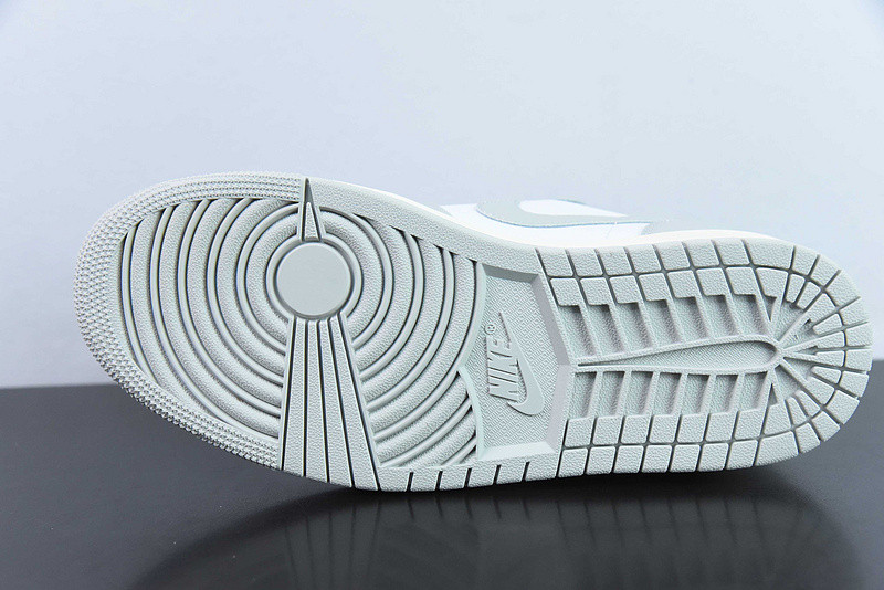 air jordan 1 low "light grey/sail" dc0774-103